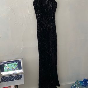 Very elegant long dress Black